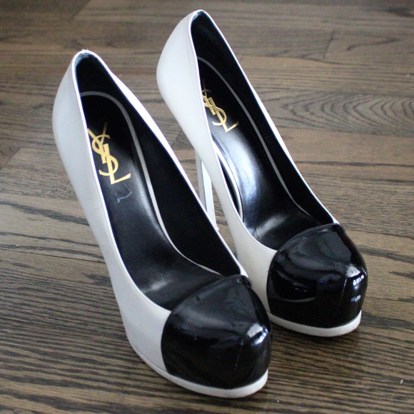 Saint Laurent round patent toe heels - Picture 3 of 4